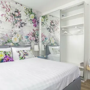  Apartment Charming And Cosy Italy
